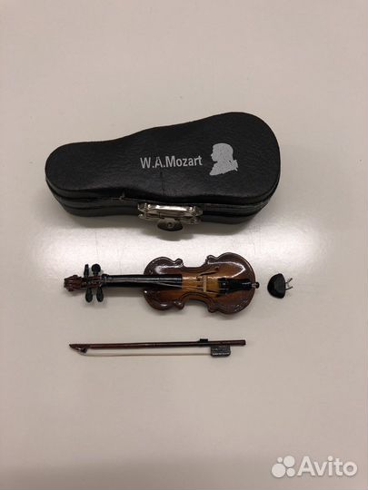 Декоротивная миниатюрная скрипка сувенир