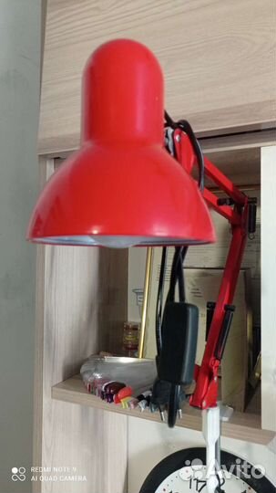 Лампа настольная для маникюра