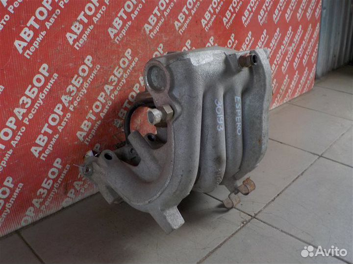 Впускной коллектор Daewoo Espero седан C20LE 1993