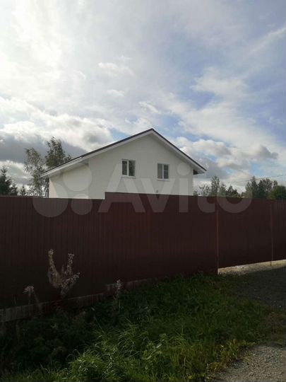 Дом 160 м² на участке 8 сот.