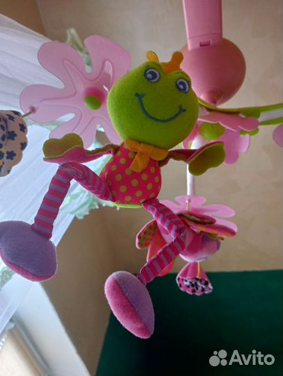 Музыкальный мобиль на кроватку tiny love