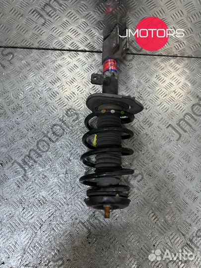 Стойка правая передняя Peugeot 308 3008 Citroen C4