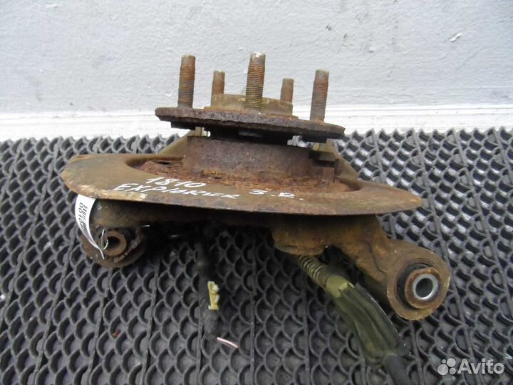 Ступица задняя правая Ford Explorer 4