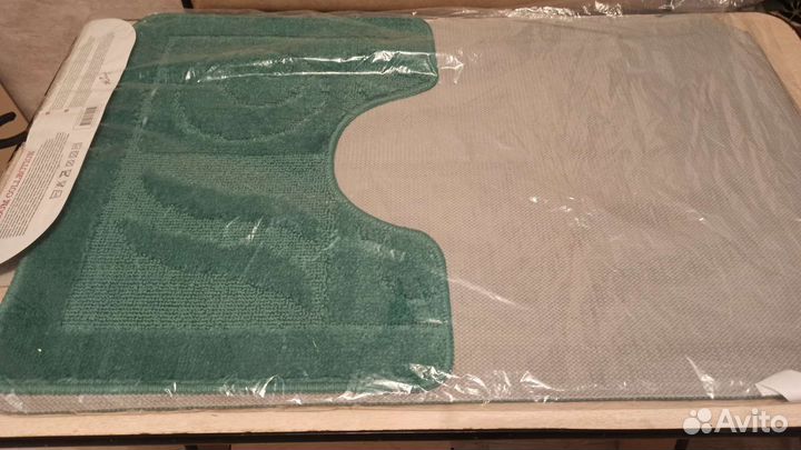 Коврики для ванной и туалета