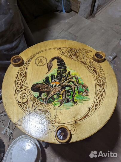 Столик поднос