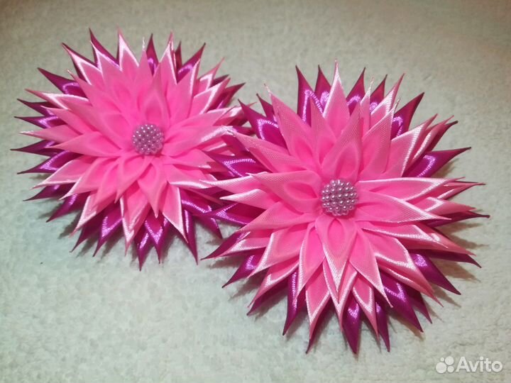 Бант из атласной лента Астра