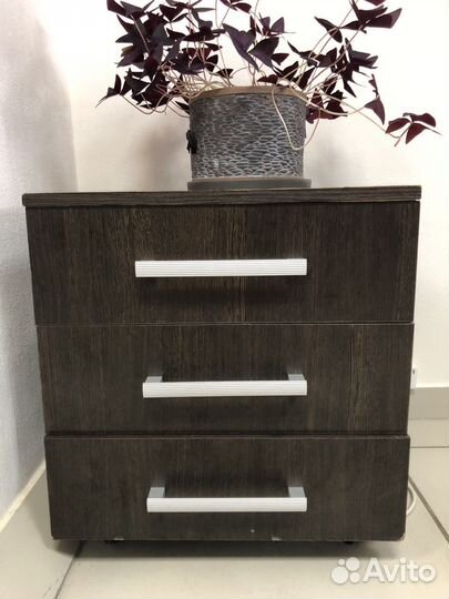 Тумба выкатная