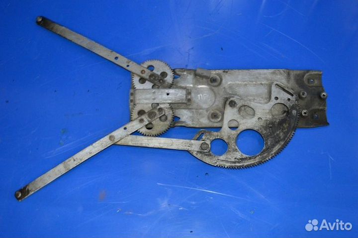 Механизм стеклоподъёмника, правый volvo F12 (01.77