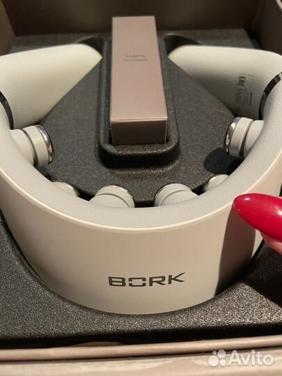 Массажер для шеи bork