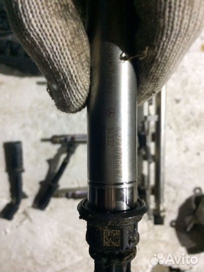 Топливная форсунка Mercedes m276 m278 m152 m270