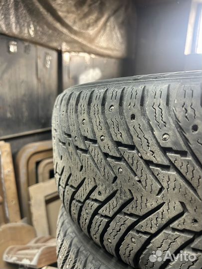 Nokian Tyres Hakkapeliitta 8 225/55 R17