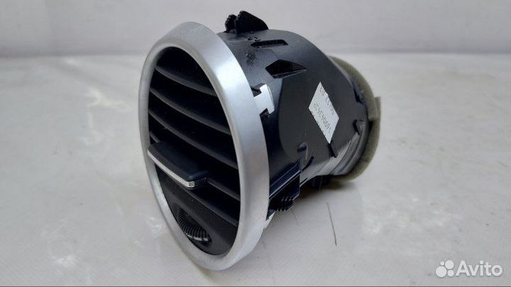 Дефлектор правый Mercedes-Benz Gl X164 4.7 2012