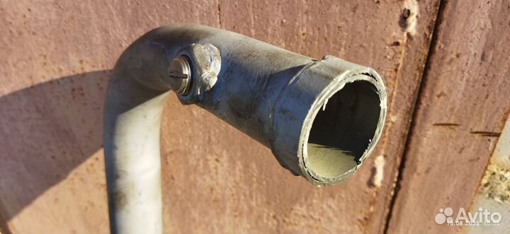 Выхлопная труба Рено Логан