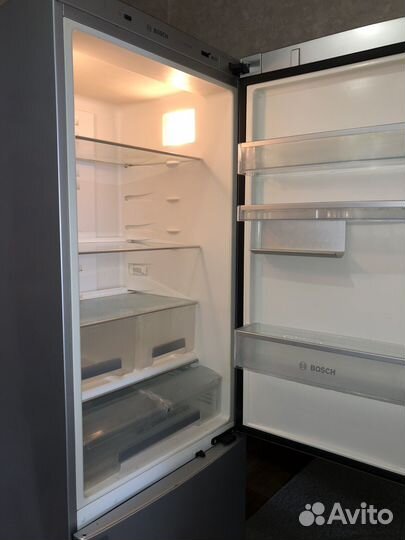 Холодильник бу Bosh