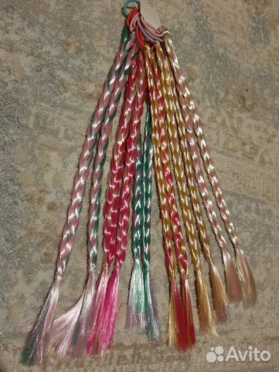 Волосы на заколках