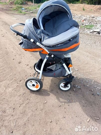 Прогулочная коляска бу в хорошем состоянии 3000т