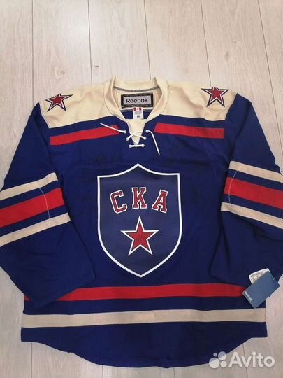Хоккейный свитер хк ска с автографами