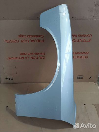 Крыло переднее левое Dodge Challenger 3 С 2008