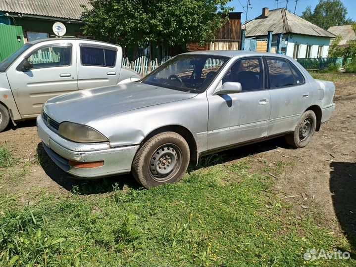 Toyota Camry 2.0 МТ, 1990, 167 000 км