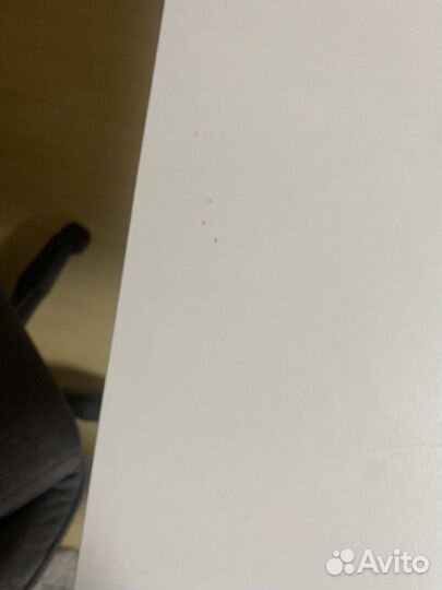 Маникюрный стол