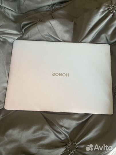 Ноутбук honor MagicBook Art 14 U7 32+1T