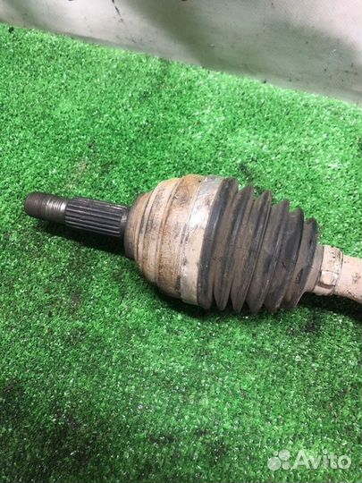 Привод передний правый Renault Sandero хетчбэк 1.6
