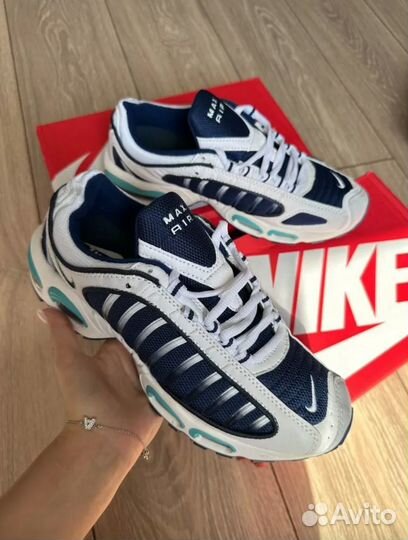 Кроссовки Nike Air Max Tailwind 4