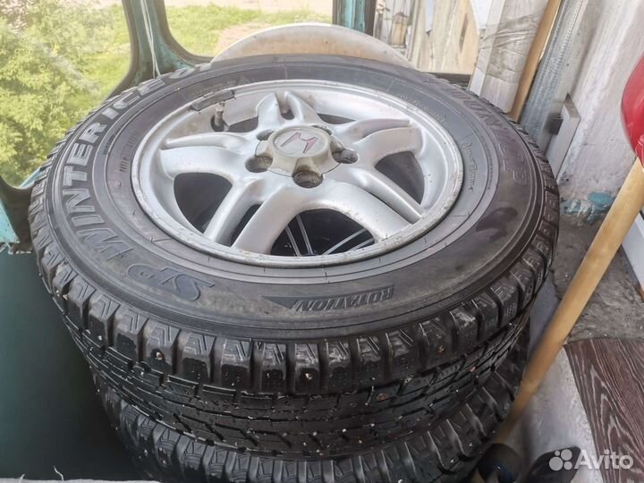 Dunlop Winter Maxx TS-01 195/70 R15