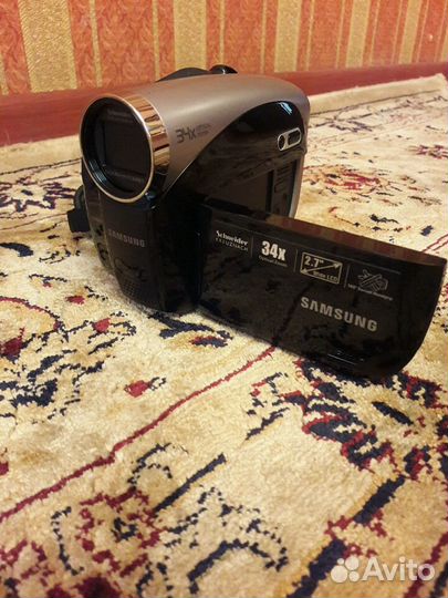 Видеокамера (новая )