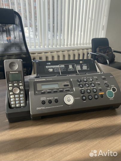 Факсимильный аппарат Panasonic KX-fc228ru