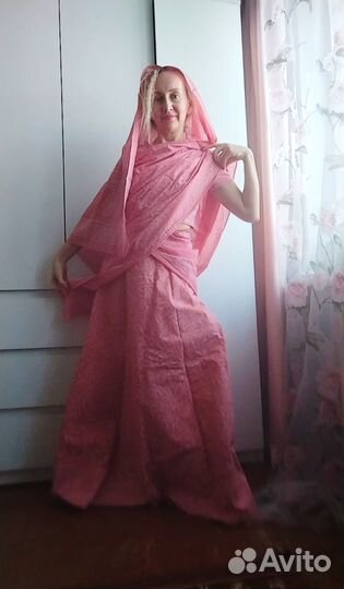 Индийское сари