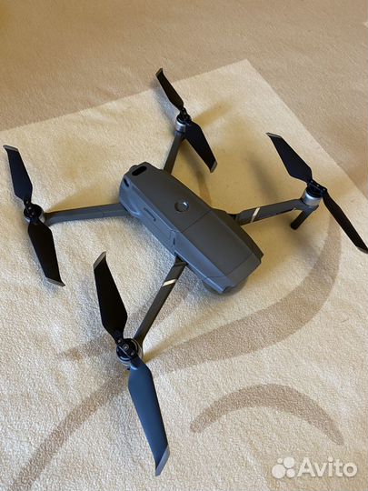 Квадрокоптер DJI Mavic 2 Pro