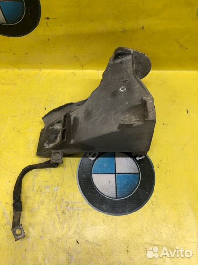 Кронштейн двигателя левый Bmw X5 E70 N62 4.8I 2007