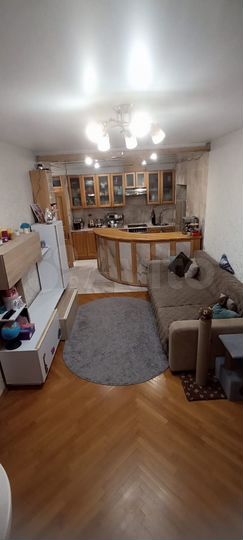 3-к. квартира, 70 м², 7/14 эт.