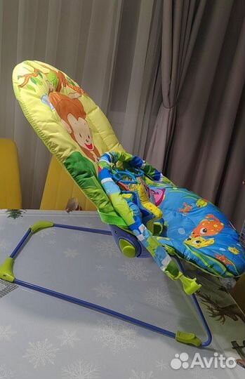 Шезлонг для новорожденных