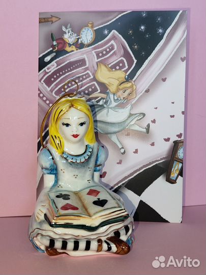 Елочныа игрушка Алиса в стране чудес