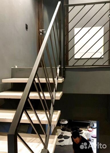 Лестничиный металлокаркас