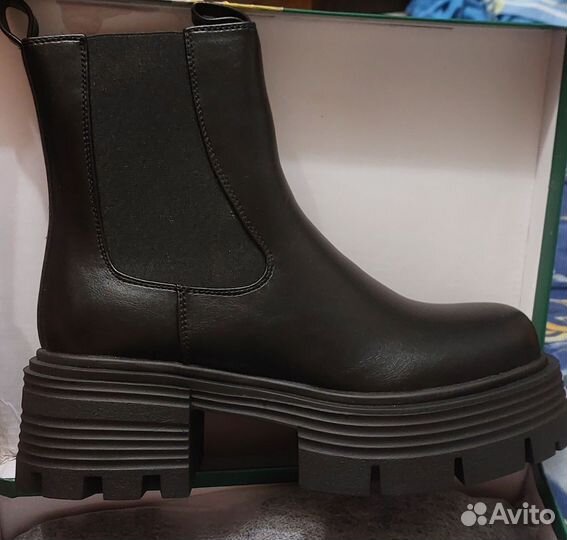Ботинки женские зимние 39 размера