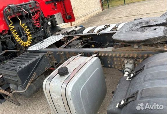 В разборке грузовик Volvo,FH 2001-2005