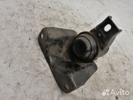 Подушка двигателя Сузуки