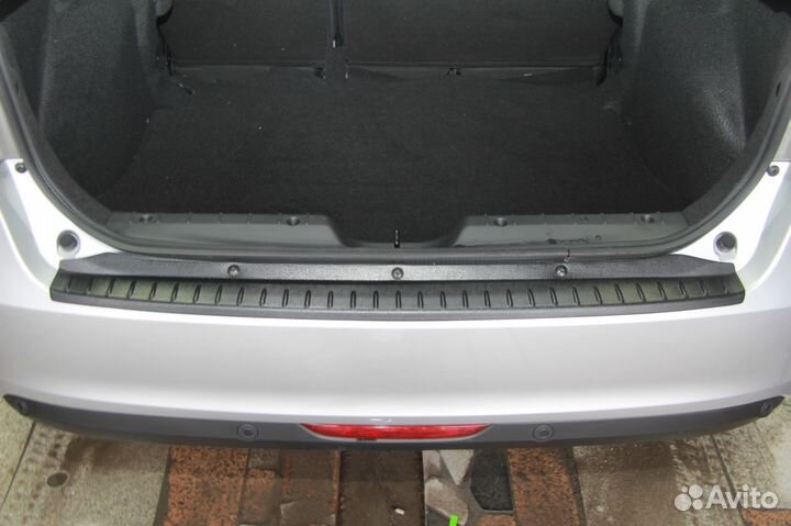 Накладка на задний бампер Веста седан, Веста SW