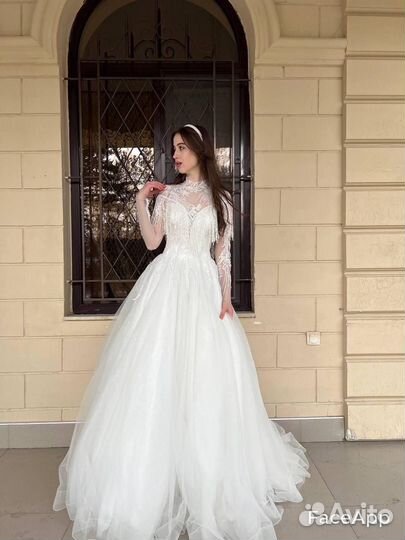 Свадебное платье