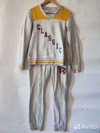 Спортивный костюм Reebok classic