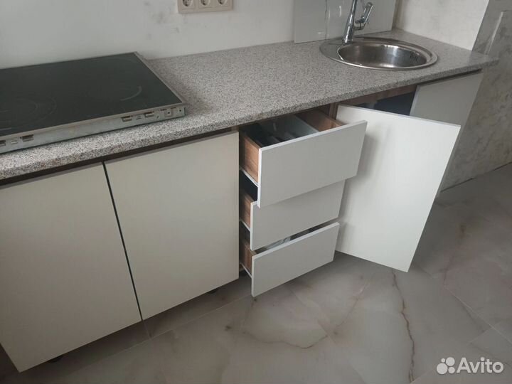 Кухонная гарнитура