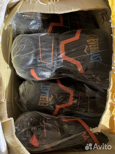 Боксерские перчатки кожа