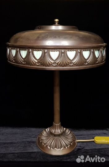 Настольная антикварная бронзовая лампа. Редкая
