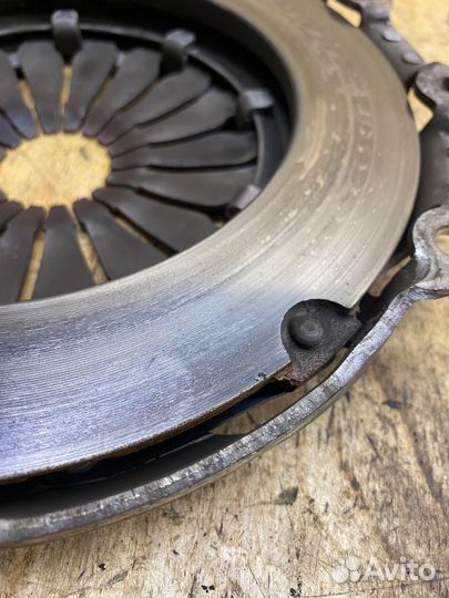 Корзина сцепления Ford Focus 2 asdb 1.4 2008