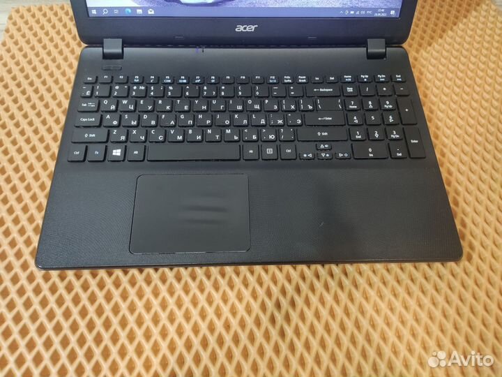 В идеале Acer 2 ядра/4/128ssd