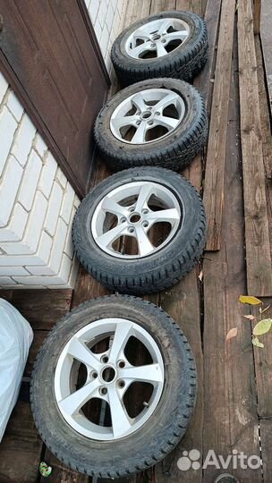 Колёса на Мазду r15