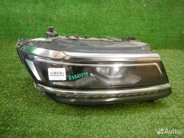 Фара правая Volkswagen Tiguan